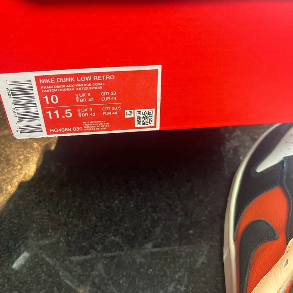 Nike 10 coral